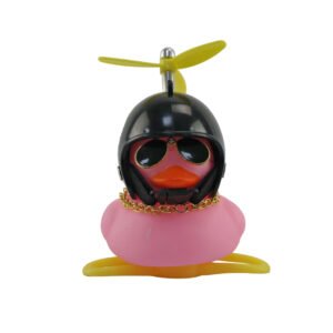 PATO DECORATIVO ROSA CON CASCO MODELO 1
