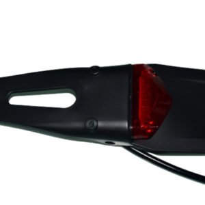 SALPICADERA TRASERA CON LUZ 12 VCC UNIVERSAL