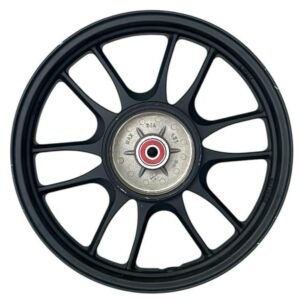 RIN TRASERO (16) NEGRO CON FILO ROJO - PARA RC150 (2016-19)