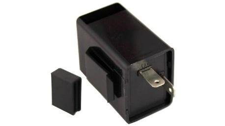 RELAY DIRECCIONALES 250SZ 15,AT110 14-16