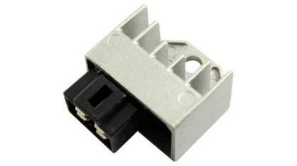 RELEVADOR VOLTAJE HONDA 150 14-15